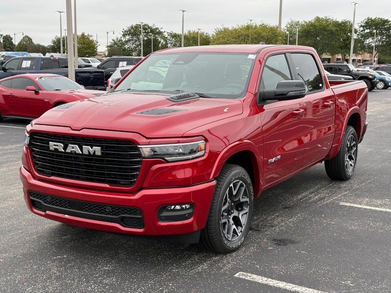 Ram 1500 Vehicle Full-screen Gallery Image 9
