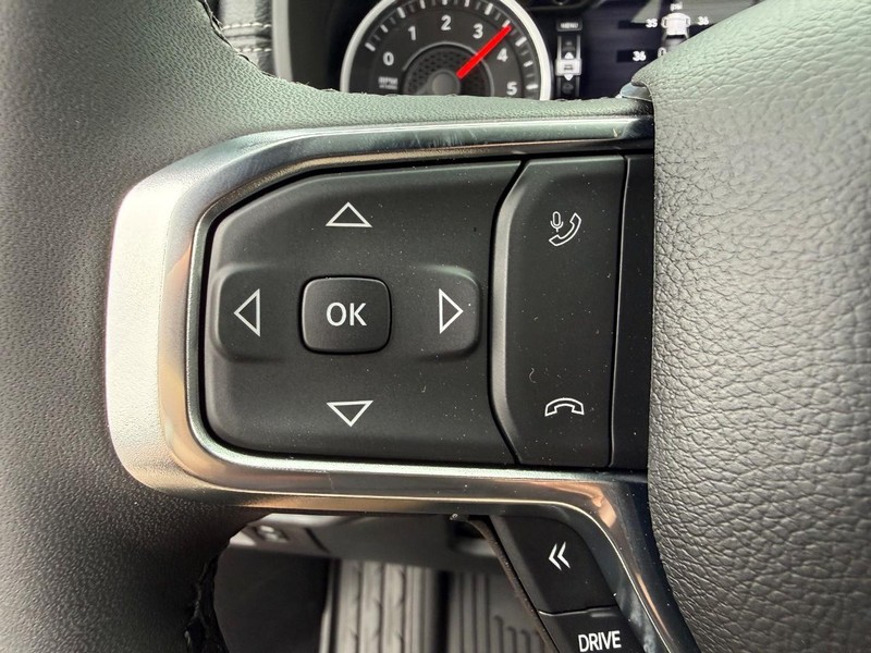 Ram 1500 Vehicle Full-screen Gallery Image 20