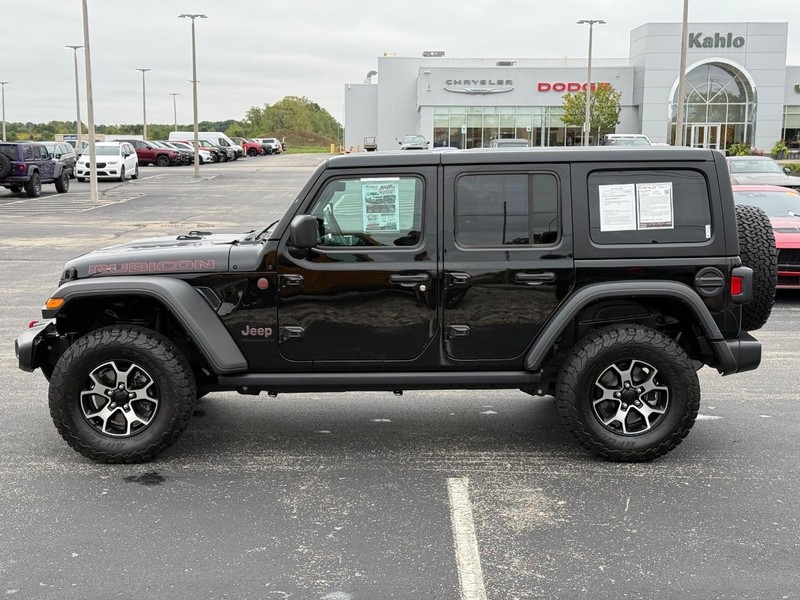 Jeep Wrangler Vehicle Full-screen Gallery Image 8