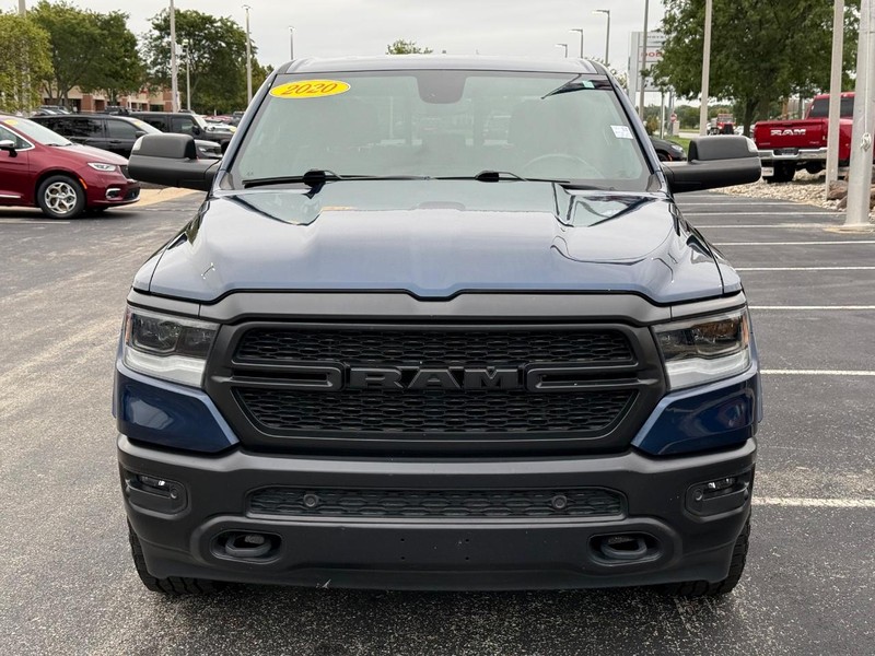 Ram 1500 Vehicle Full-screen Gallery Image 10