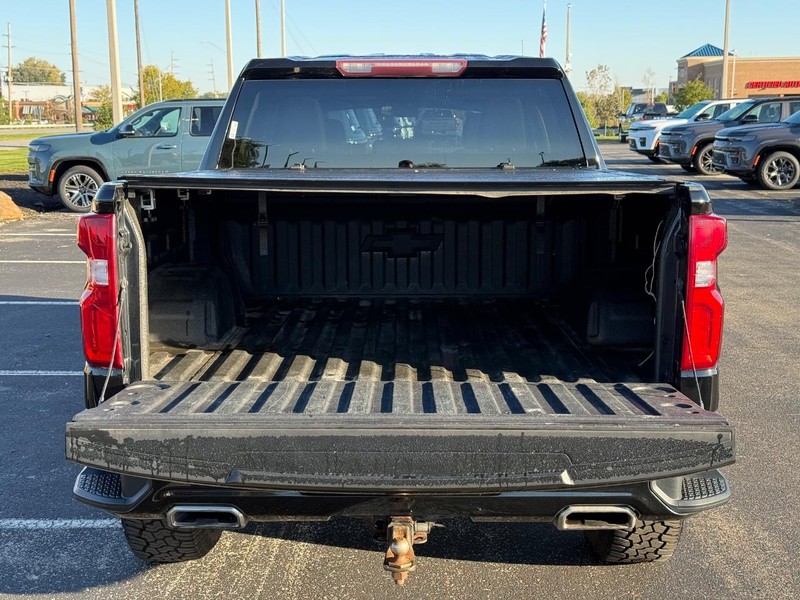 Chevrolet Silverado 1500 Vehicle Full-screen Gallery Image 07