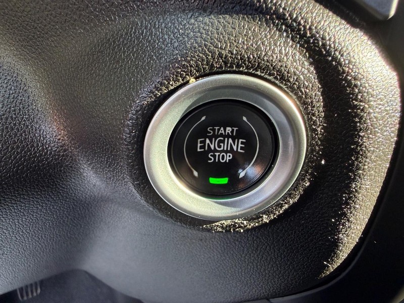 Chevrolet Silverado 1500 Vehicle Full-screen Gallery Image 20