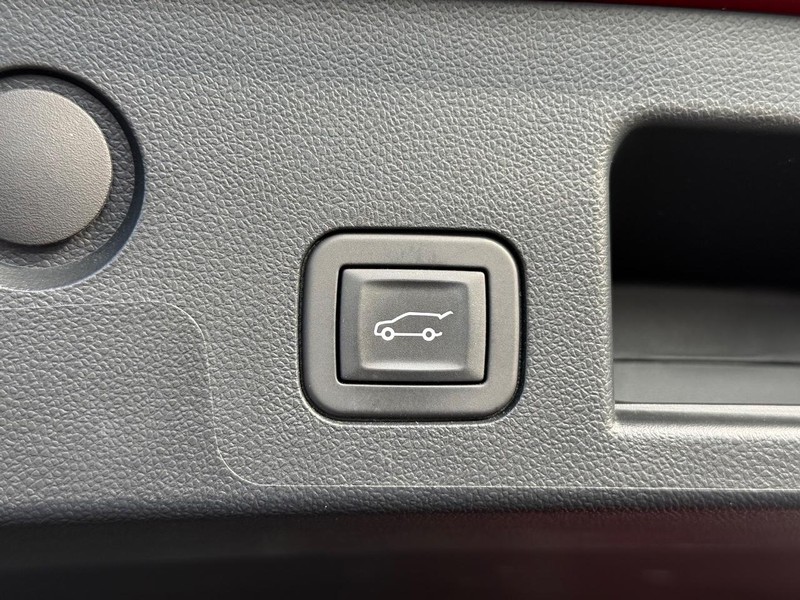 Chevrolet Equinox Vehicle Full-screen Gallery Image 08