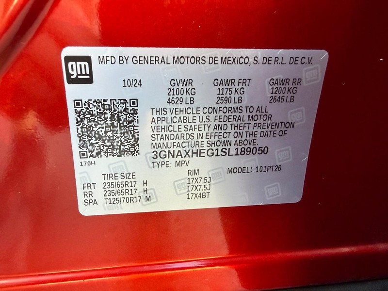 Chevrolet Equinox Vehicle Full-screen Gallery Image 32