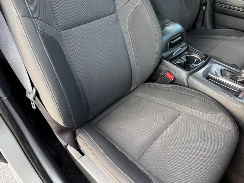 Dodge Charger Vehicle Full-screen Gallery Image 15
