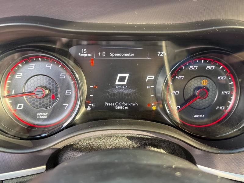 Dodge Charger Vehicle Full-screen Gallery Image 27