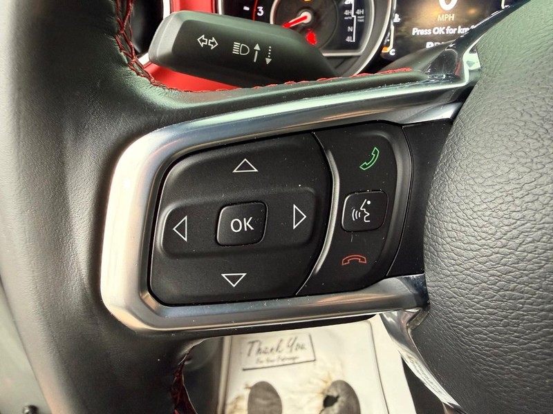 Jeep Wrangler Vehicle Full-screen Gallery Image 19