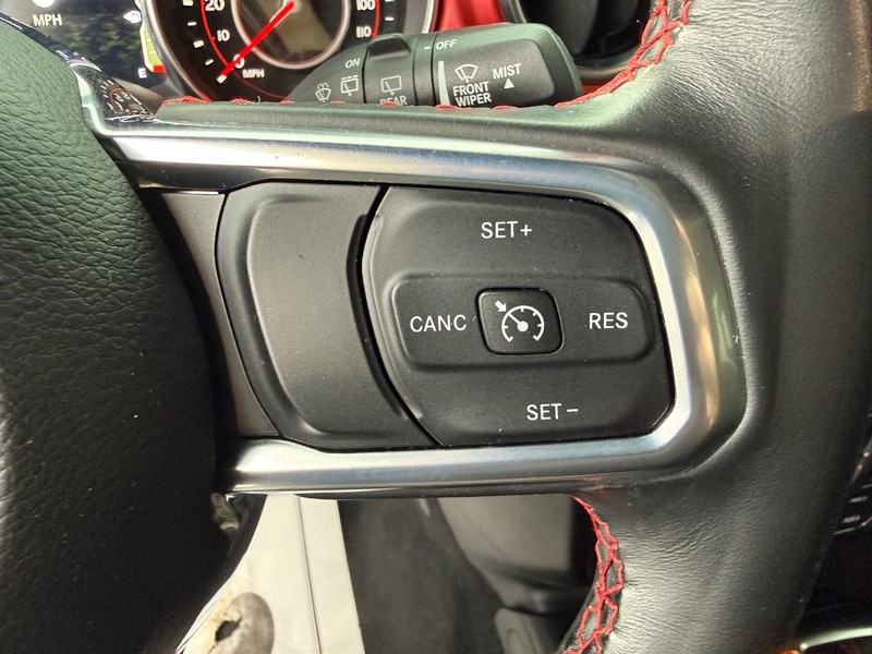 Jeep Wrangler Vehicle Full-screen Gallery Image 20