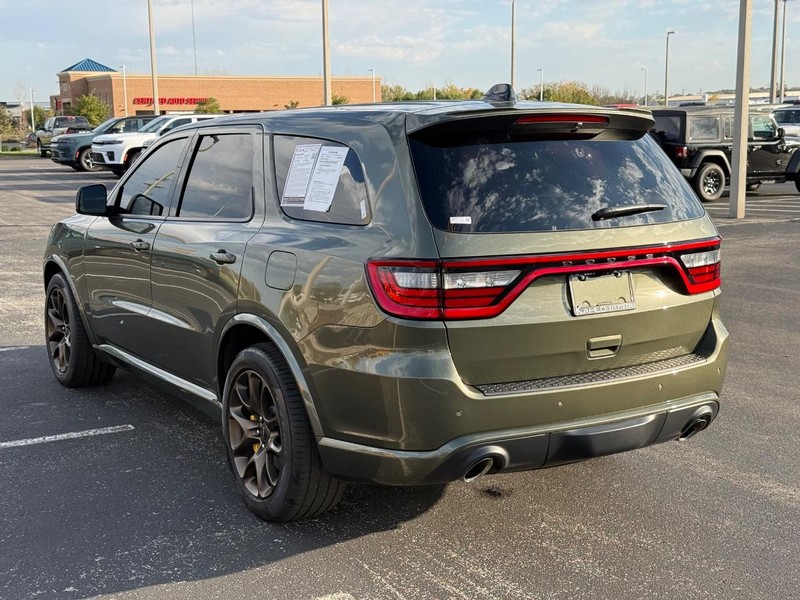 Dodge Durango Vehicle Full-screen Gallery Image 5