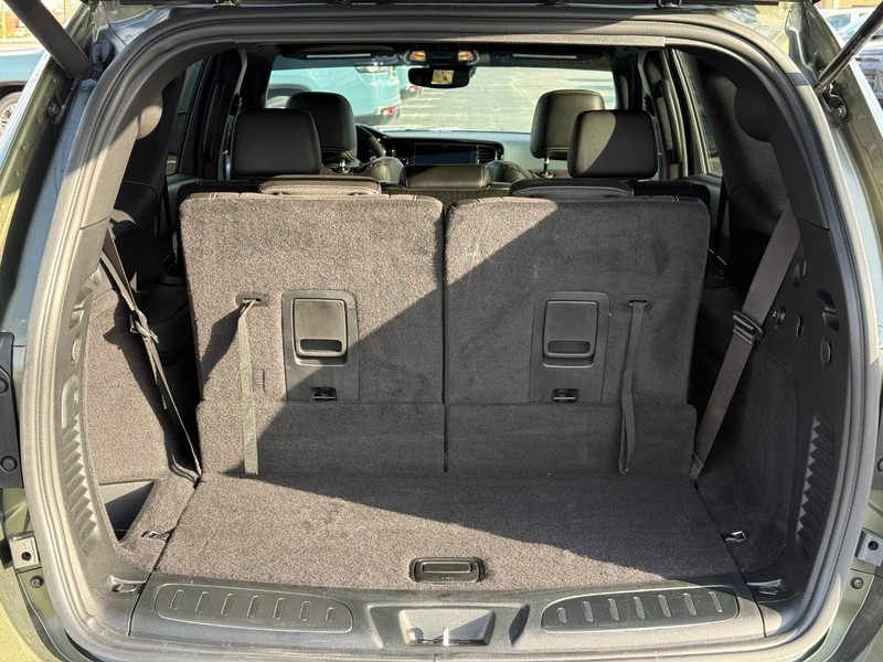 Dodge Durango Vehicle Full-screen Gallery Image 7