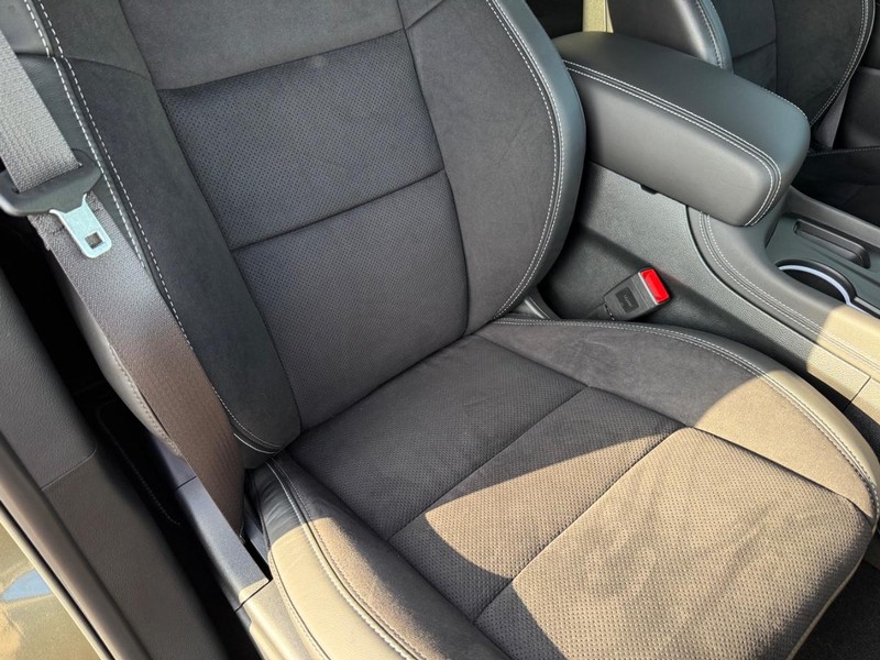 Dodge Durango Vehicle Full-screen Gallery Image 18