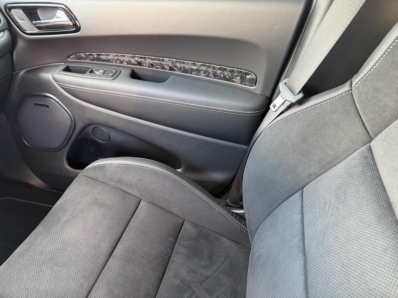 Dodge Durango Vehicle Full-screen Gallery Image 30