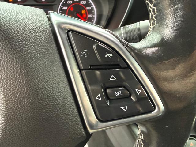 Chevrolet Camaro Vehicle Full-screen Gallery Image 18