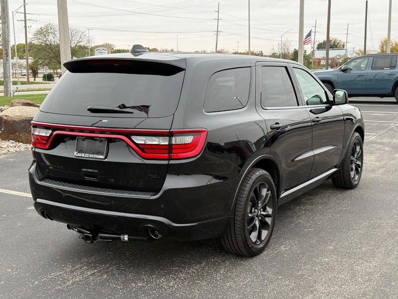 Dodge Durango Vehicle Full-screen Gallery Image 03