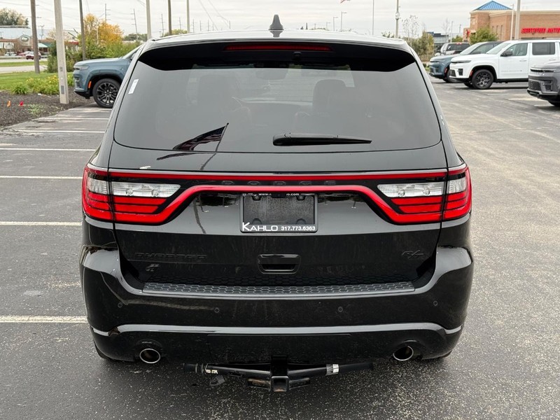 Dodge Durango Vehicle Full-screen Gallery Image 04