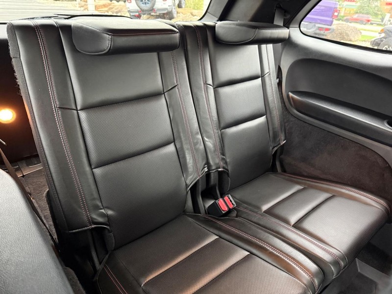 Dodge Durango Vehicle Full-screen Gallery Image 13