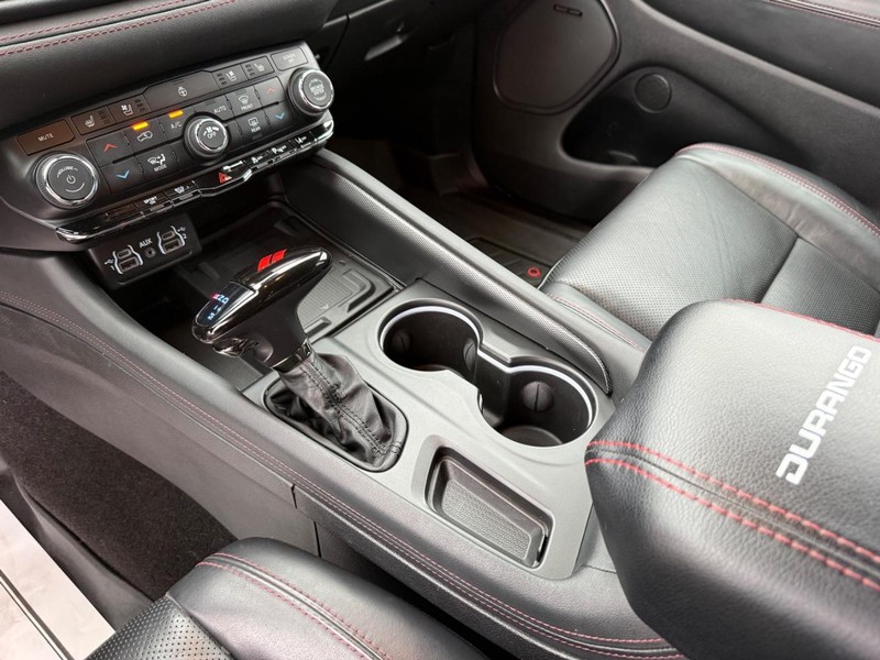 Dodge Durango Vehicle Full-screen Gallery Image 29