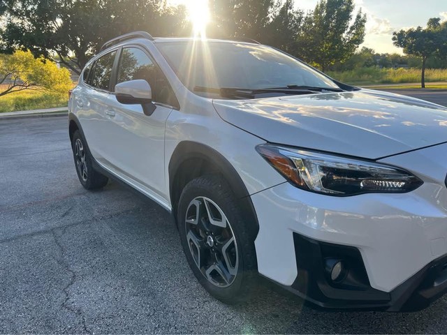 Subaru Crosstrek Vehicle Full-screen Gallery Image 02