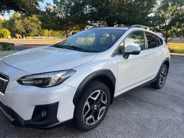 Subaru Crosstrek Vehicle Full-screen Gallery Image 03