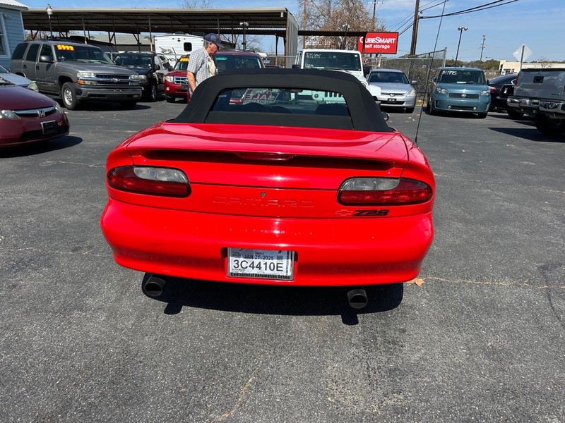 Chevrolet Camaro Vehicle Full-screen Gallery Image 04