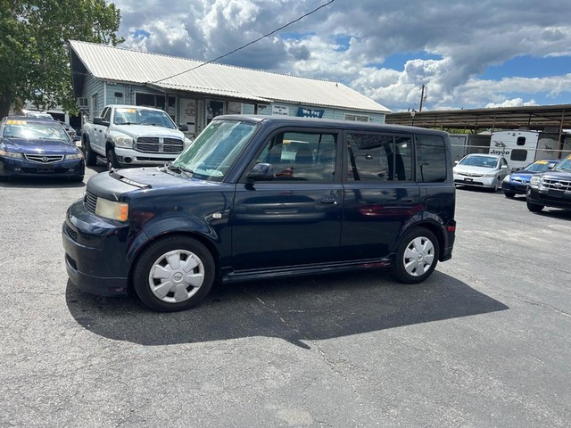 more details - scion xb