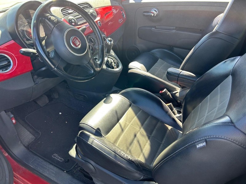 FIAT 500 Vehicle Full-screen Gallery Image 04