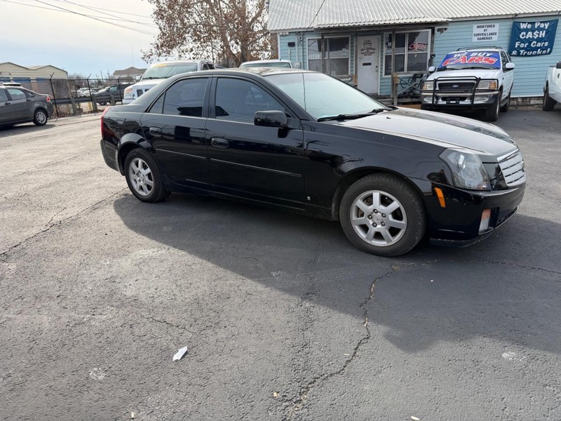 Cadillac CTS Vehicle Full-screen Gallery Image 02