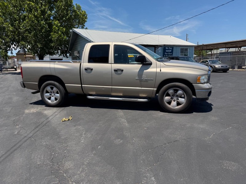 Dodge Ram 1500 Vehicle Full-screen Gallery Image 02