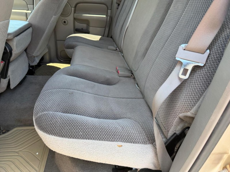 Dodge Ram 1500 Vehicle Full-screen Gallery Image 04