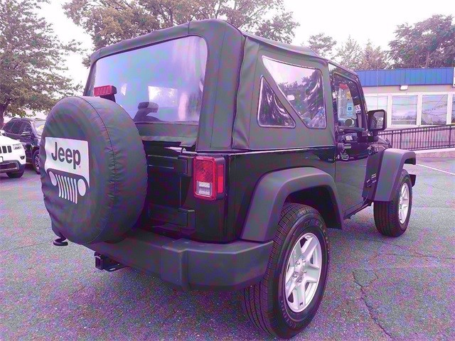 Jeep Wrangler Vehicle Image 04