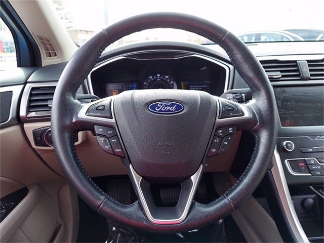 Ford Fusion Vehicle Image 18