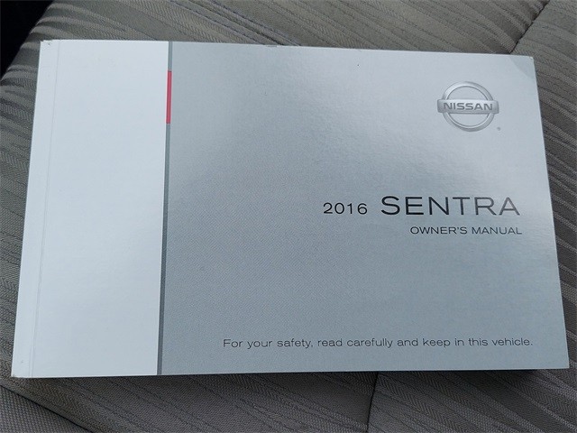 Nissan Sentra Vehicle Image 22
