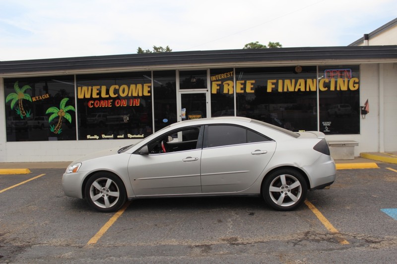 Pontiac G6 Vehicle Full-screen Gallery Image 01