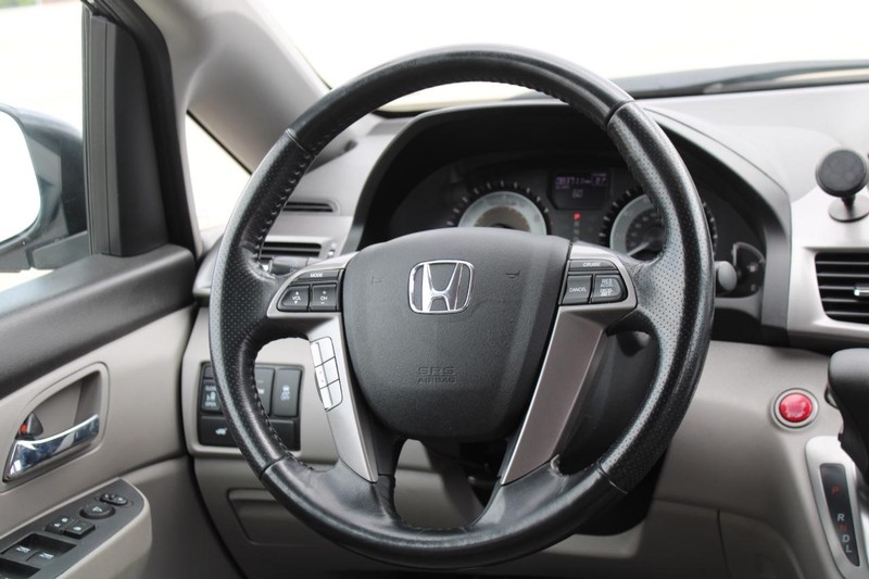 2017 Honda Odyssey EX-L photo