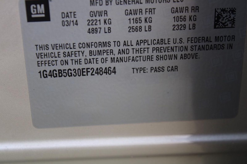 Buick LaCrosse Vehicle Full-screen Gallery Image 24