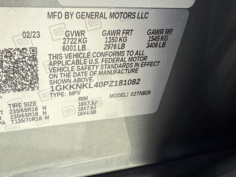 GMC Acadia Vehicle Full-screen Gallery Image 23