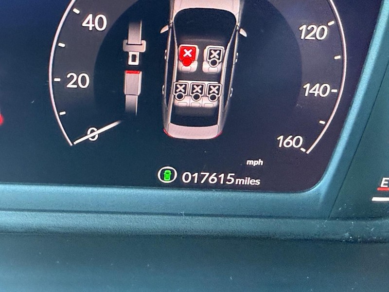 Honda Accord Sedan Vehicle Full-screen Gallery Image 19