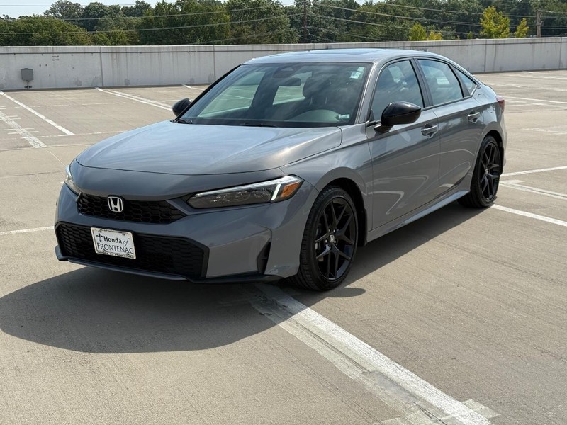 Honda Civic Sedan Hybrid Vehicle Full-screen Gallery Image 09