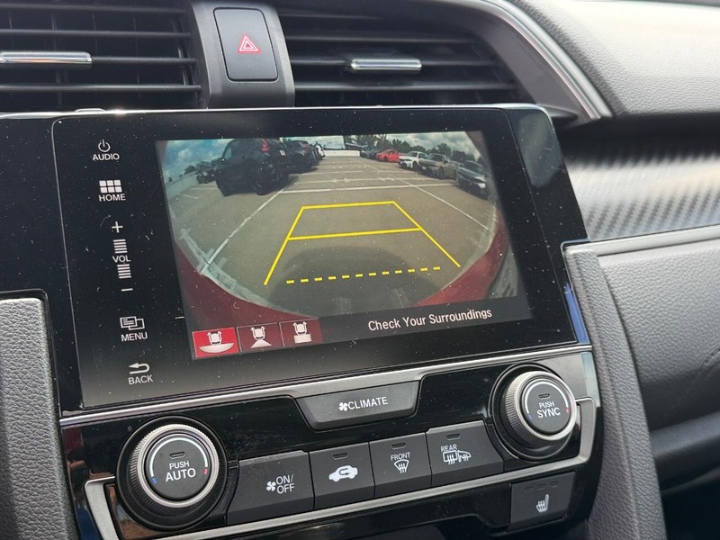 Honda Civic Si Coupe Vehicle Full-screen Gallery Image 22