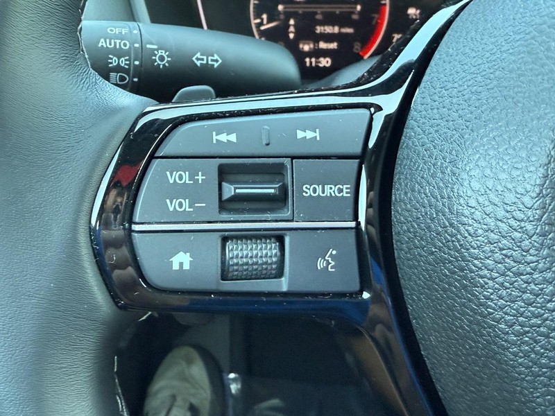 Honda Civic Hatchback Vehicle Full-screen Gallery Image 17