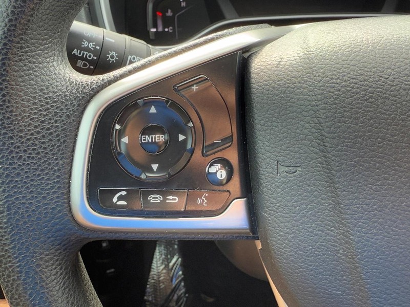 Honda CR-V Vehicle Full-screen Gallery Image 16