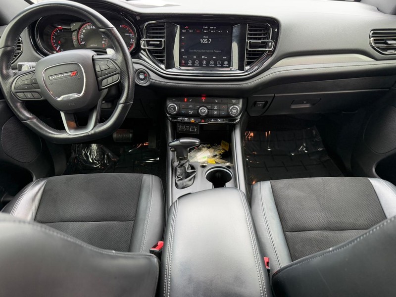 Dodge Durango Vehicle Full-screen Gallery Image 11