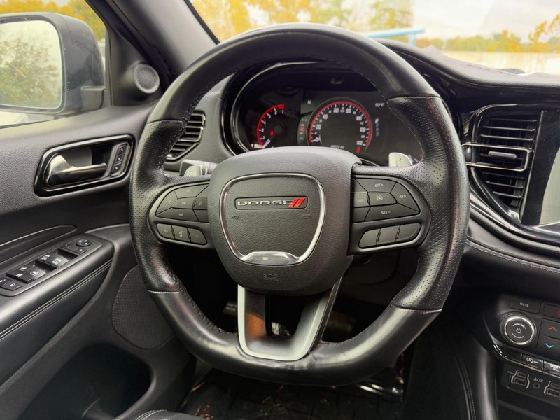 Dodge Durango Vehicle Full-screen Gallery Image 12