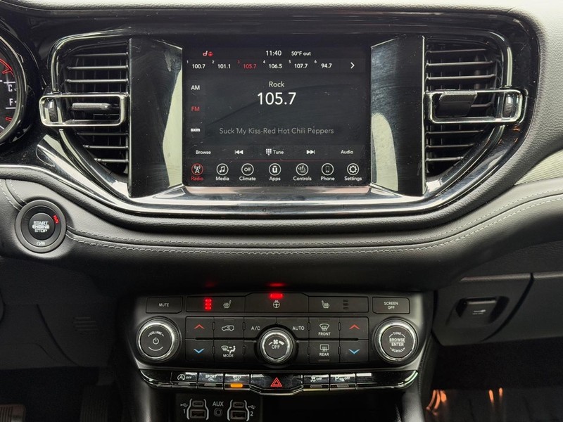 Dodge Durango Vehicle Full-screen Gallery Image 13