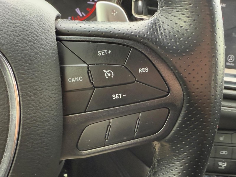 Dodge Durango Vehicle Full-screen Gallery Image 18