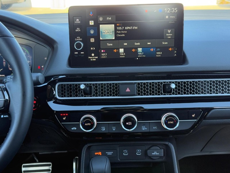 Honda Civic Sedan Hybrid Vehicle Full-screen Gallery Image 13