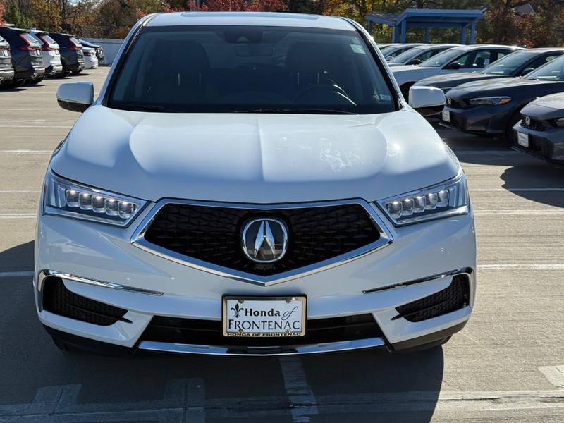 Acura MDX Vehicle Full-screen Gallery Image 09