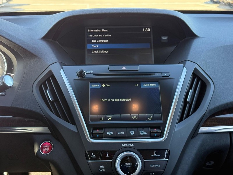 Acura MDX Vehicle Full-screen Gallery Image 13