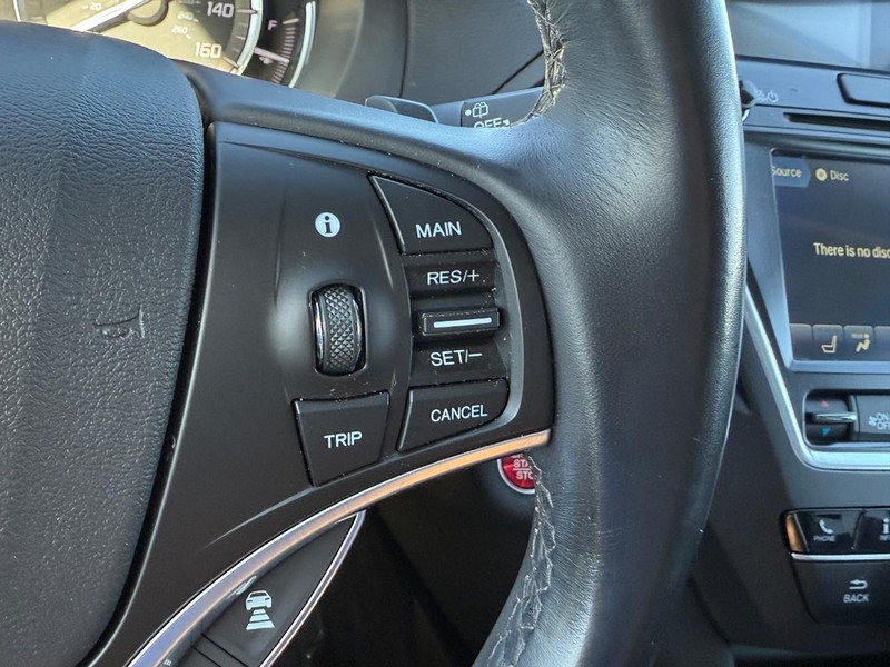 Acura MDX Vehicle Full-screen Gallery Image 18
