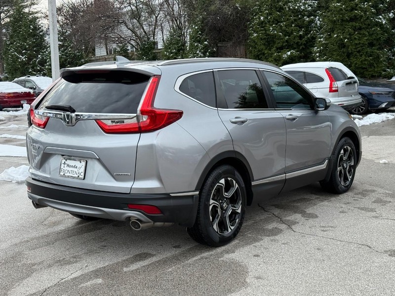 Honda CR-V Vehicle Full-screen Gallery Image 03